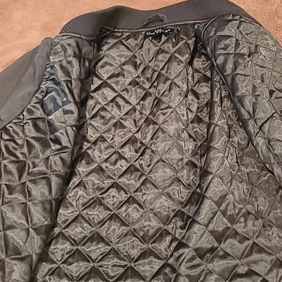 Khaki green bomber jacket - Picture 12 of 14